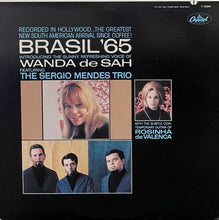 Load image into Gallery viewer, SERGIO MENDES Trio / In The Brazilian Bag (Tower – ST 5052, LP)