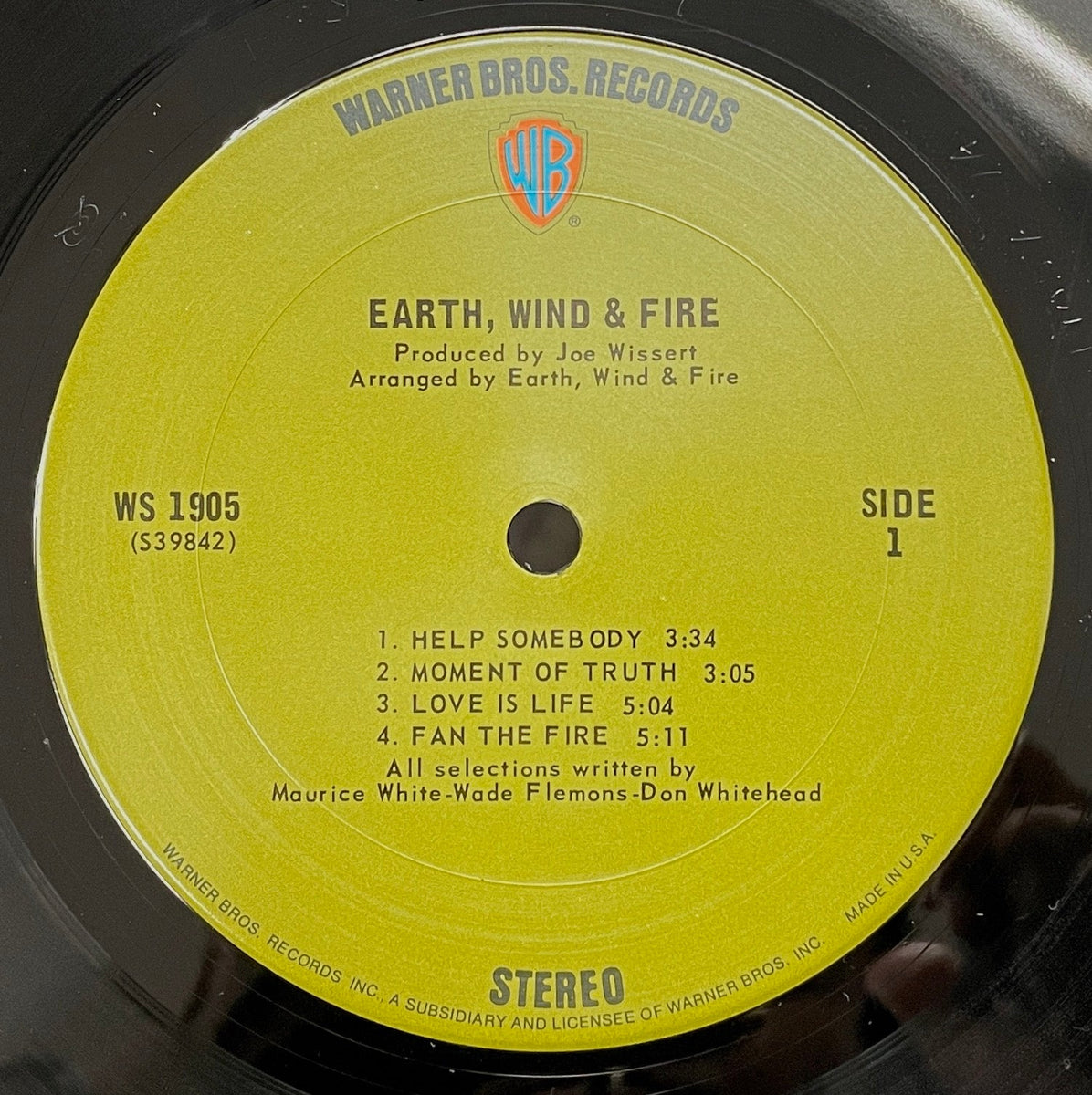 EARTH WIND & FIRE / Earth, Wind & Fire (WS 1905, LP) – TICRO MARKET