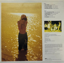 画像をギャラリービューアに読み込む, LOVE TAMBOURINES / Alive (Crue-L Records – KYTHMAK016A, LP)