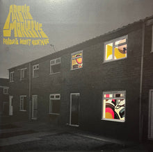 画像をギャラリービューアに読み込む, ARCTIC MONKEYS / Favourite Worst Nightmare ( Domino, LP)