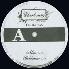 画像をギャラリービューアに読み込む, CHERBOURG / Into The Dark (Chess Club, CC018, 10inch)