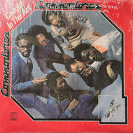 COMMODORES / Caught In The Act (M6-820S1, LP)