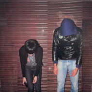 CRYSTAL CASTLES / Crystal Castles ( Last Gang Records – Q1 00962, LP)
