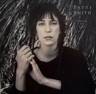 PATTI SMITH / Dream Of Life ( Arista – A27L-52, LP)