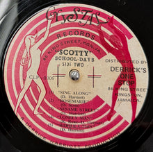 画像をギャラリービューアに読み込む, Scotty / School - Days  (Crystal Records – 1006, Vinyl,  LP)
