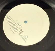 Load image into Gallery viewer, RADIOHEAD / OK Computer ( Parlophone – NODATA 02, Vinyl, LP, 1998 Press)
