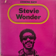STEVIE WONDER / Looking Back ( Motown – M-804LP3, LP)