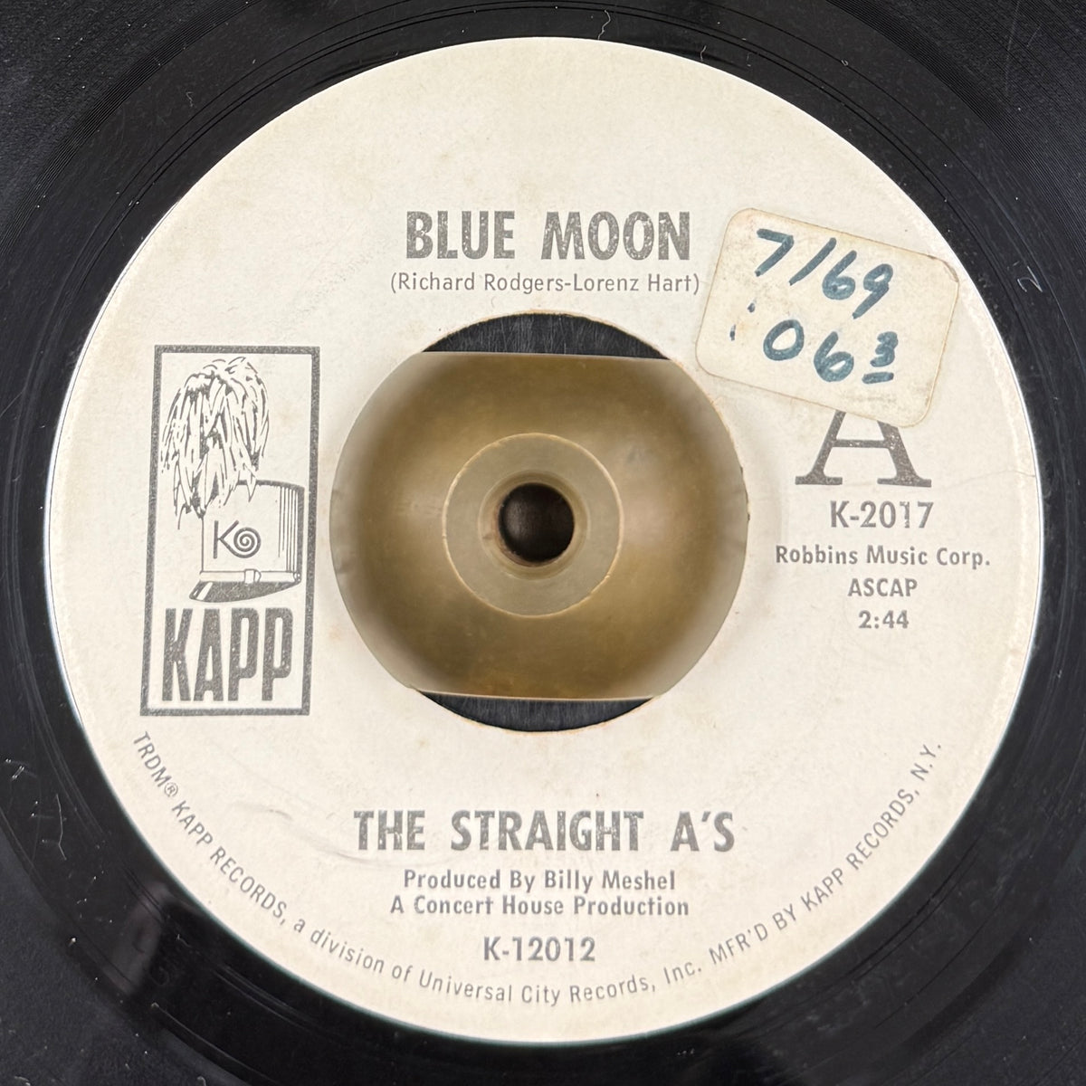 Straight A's / Blue Moon ( Kapp Records – K-2017, 7inch) – TICRO MARKET