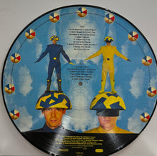 Load image into Gallery viewer, PET SHOP BOYS / Very = Muy ( inc. Go West ) Parlophone – PCSD 143, LP, Picture Disc
