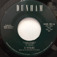 3 TITANS / COLLEGE