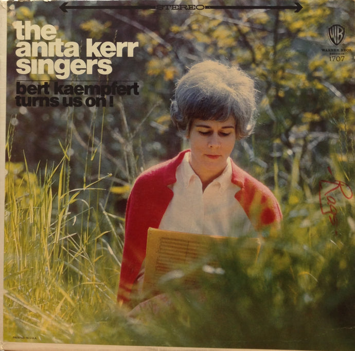 ANITA KERR SINGERS / BERT KAEMPFRT TURNS US ON! – TICRO MARKET