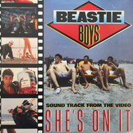 BEASTIE BOYS / SHE'S ON IT