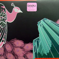 BROOKS / RED TAPE