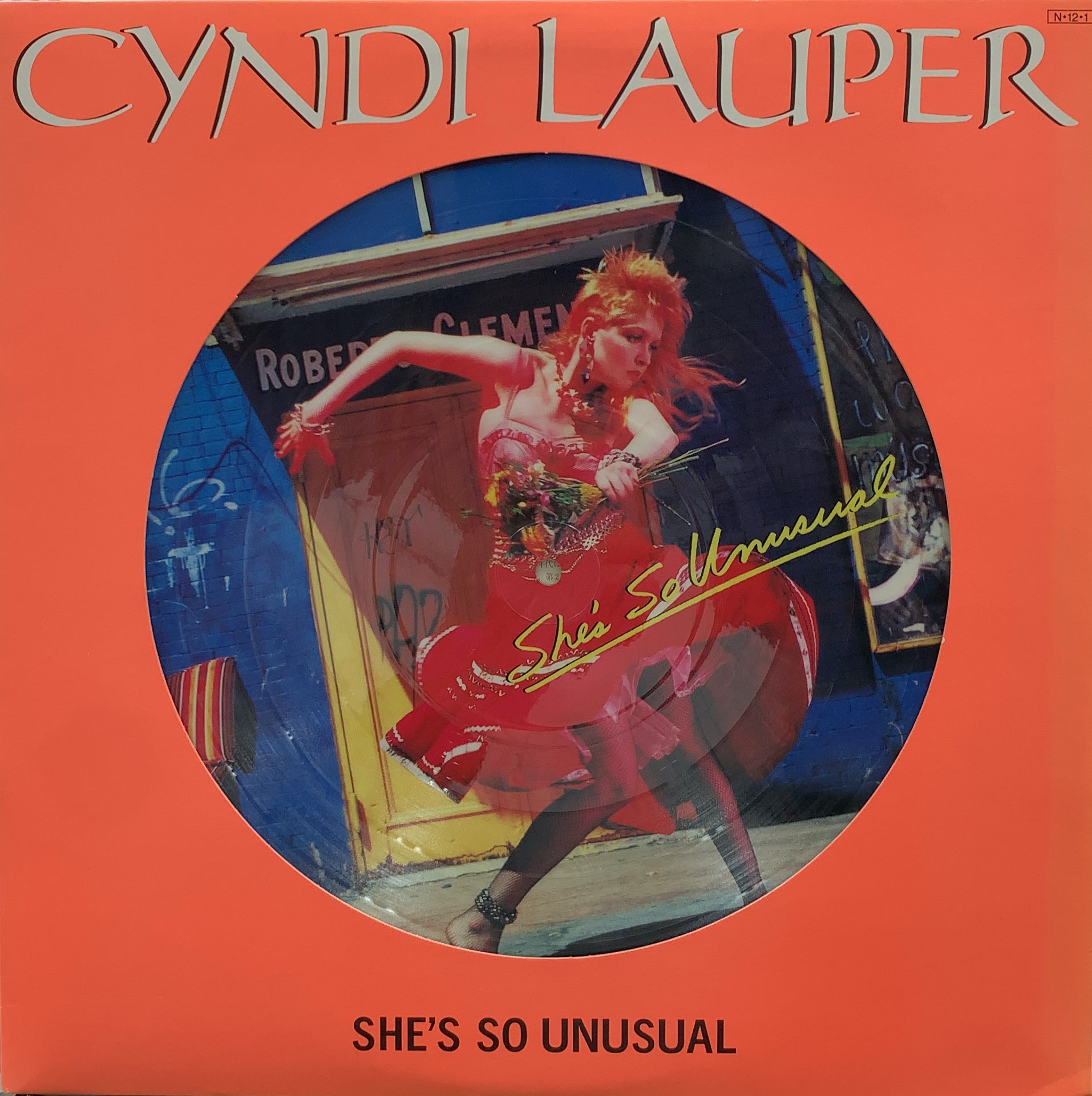 Cyndi Lauper シンディ・ローパー She´s So Unusual 限定盤 イエロー