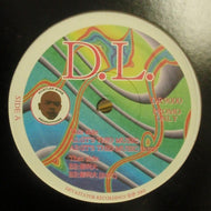 D.L (DEV LARGE) / (IT'S THE) MUSIC / 結利大