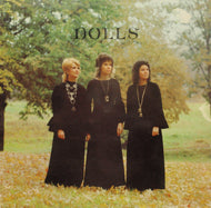 DOLLS / DOLLS