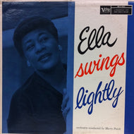 ELLA FITZGERALD / ELLA SWINGS LIGHTLY