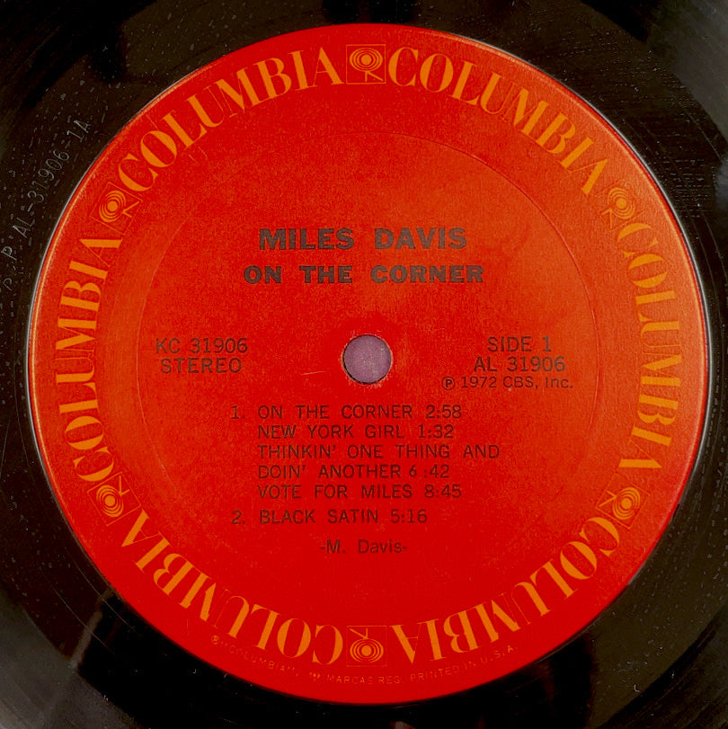 MILES DAVIS / On The Corner (KC 31906) LP – TICRO MARKET