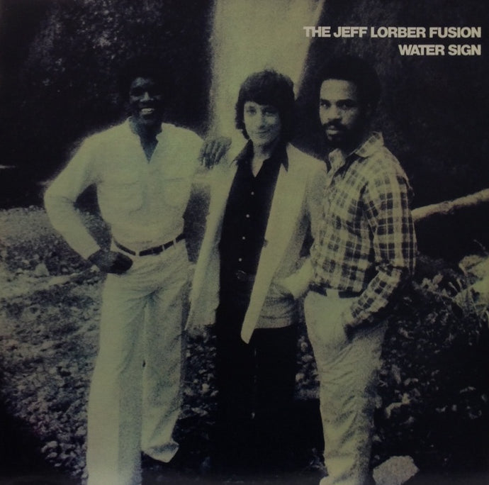 JEFF LORBER FUSION / WATER SIGN – TICRO MARKET