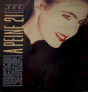 JIL CAPLAN / A PEINE 21