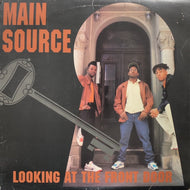 MAIN SOURCE / LOOKING AT THE FRONT DOOR