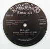 M.C. ANT / DANCE FLOOR