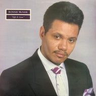 RONNIE McNEIR / LIFE & LOVE