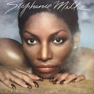 STEPHANIE MILLS / TANTALIZINGLY HOT