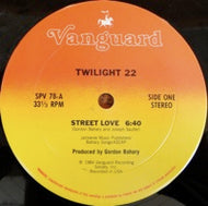 TWILIGHT 22 / STREET LOVE