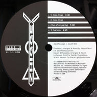 ZHIGGE / TOSS IT UP